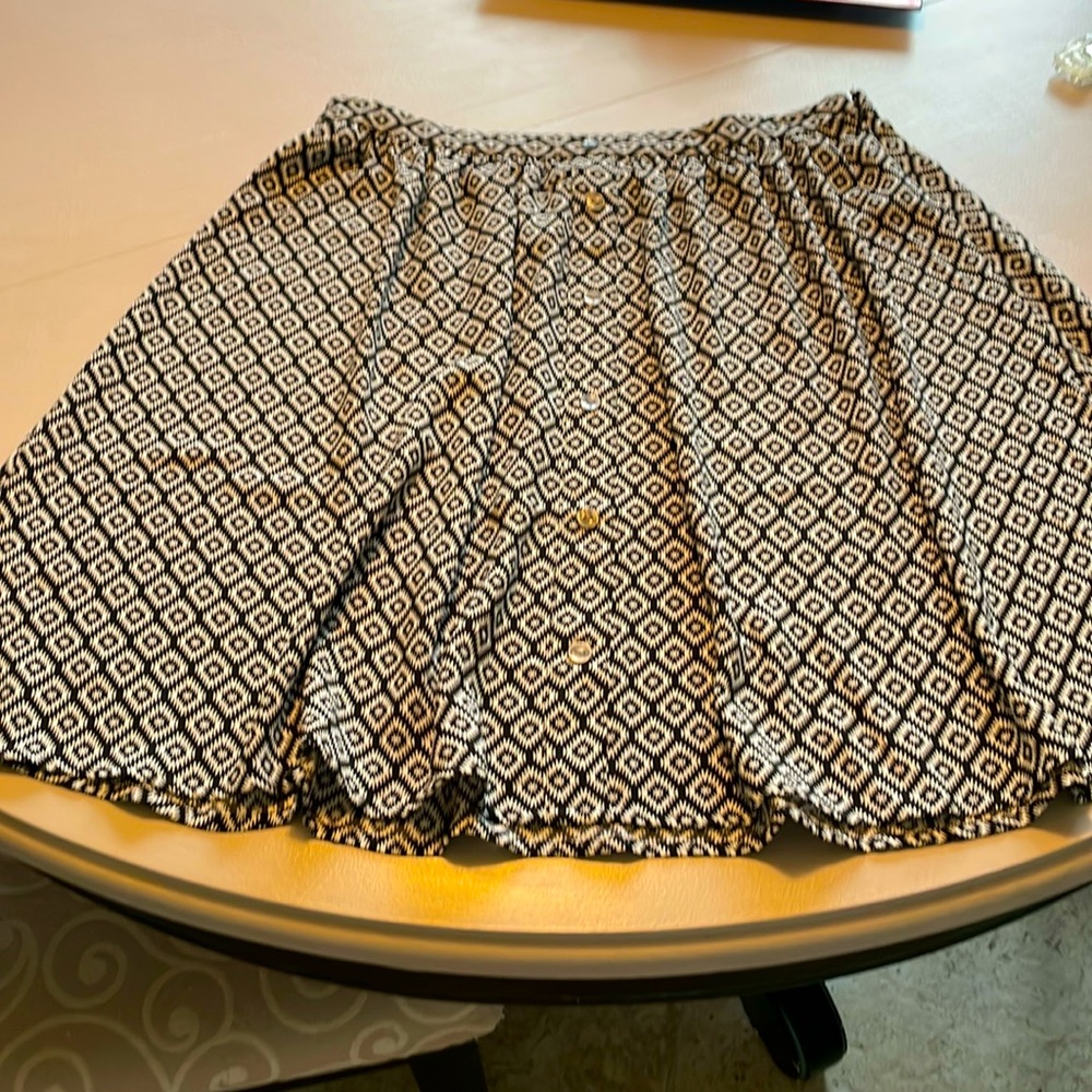 Loft Black & White Full Skirt